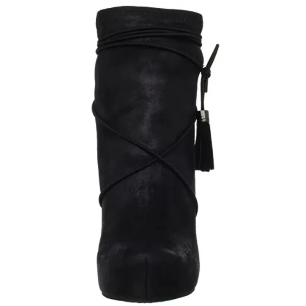 BCBGeneration “Fabbie” Black Suede Wrap Tassel Booties – Size 9